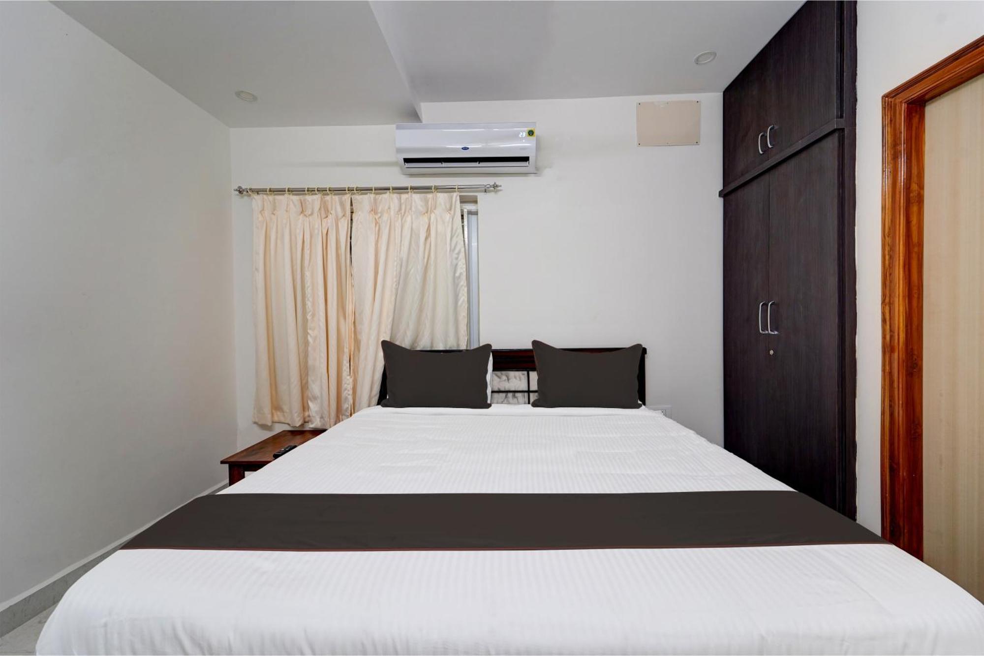 Collection O Sree Balaji Hospitality Services Tirupati Exterior foto