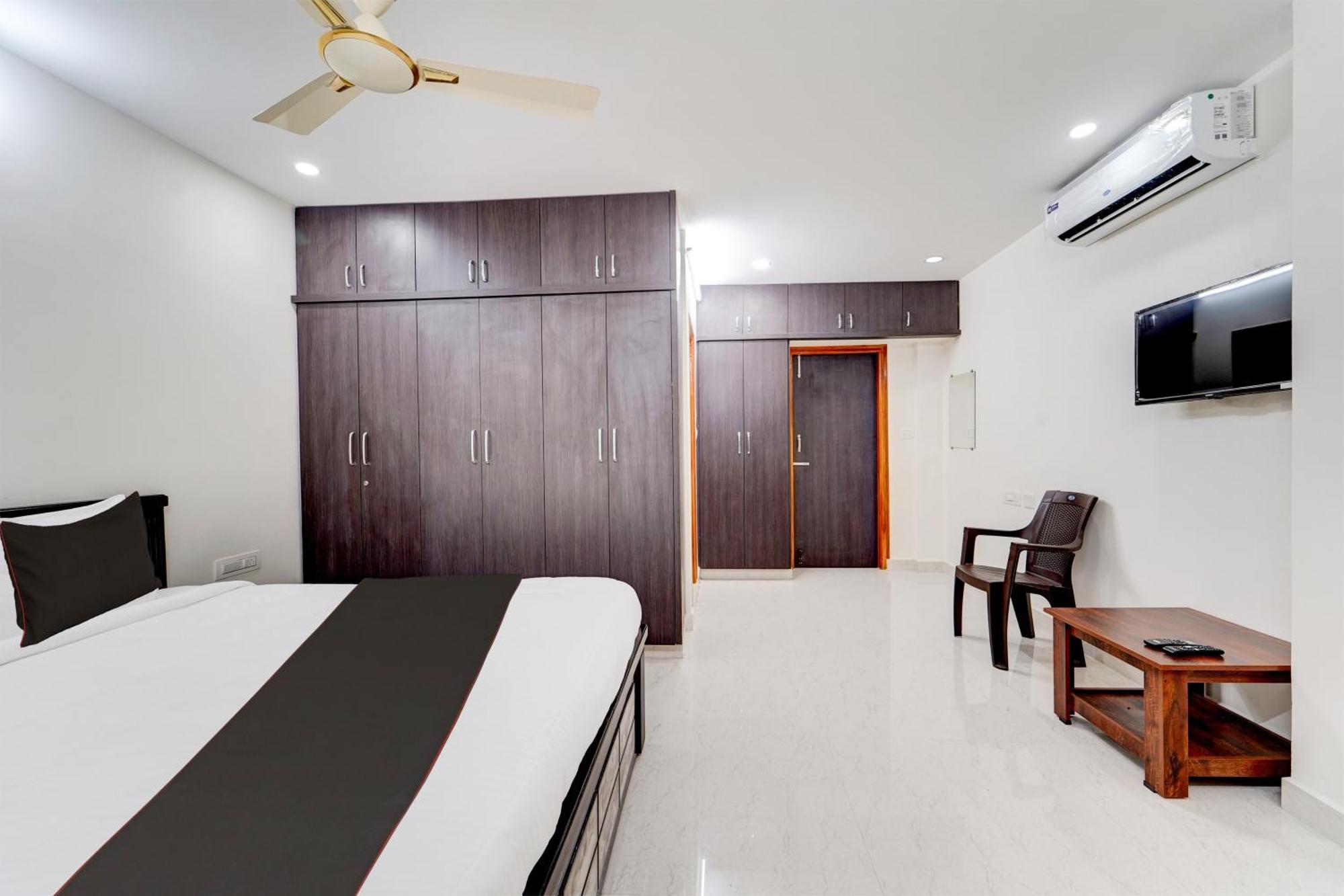 Collection O Sree Balaji Hospitality Services Tirupati Exterior foto