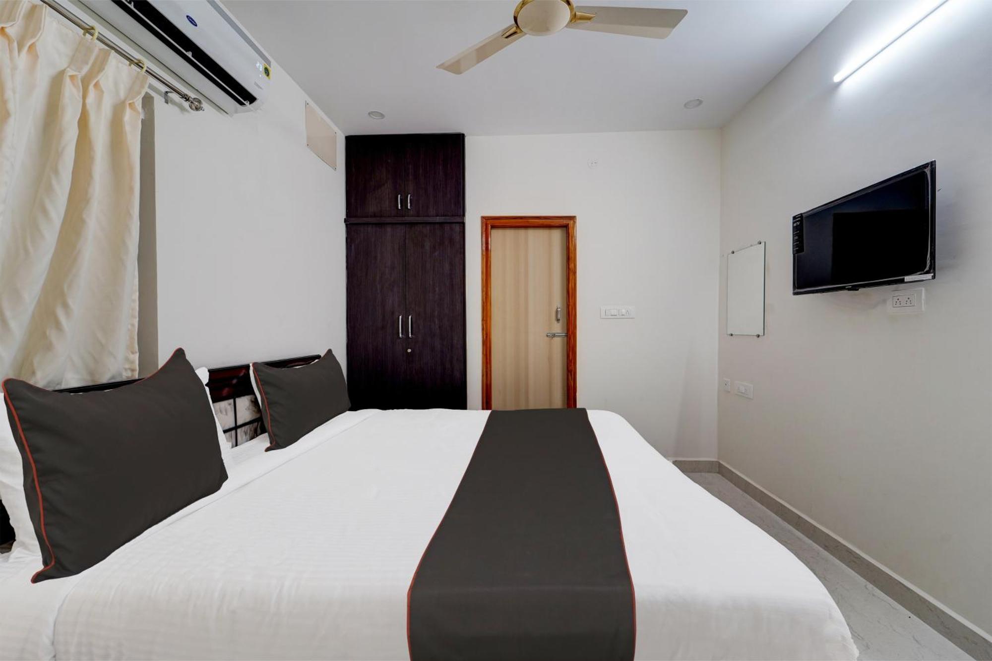 Collection O Sree Balaji Hospitality Services Tirupati Exterior foto